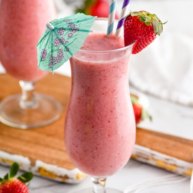 Strawberry Colada - Shake Drink Repeat