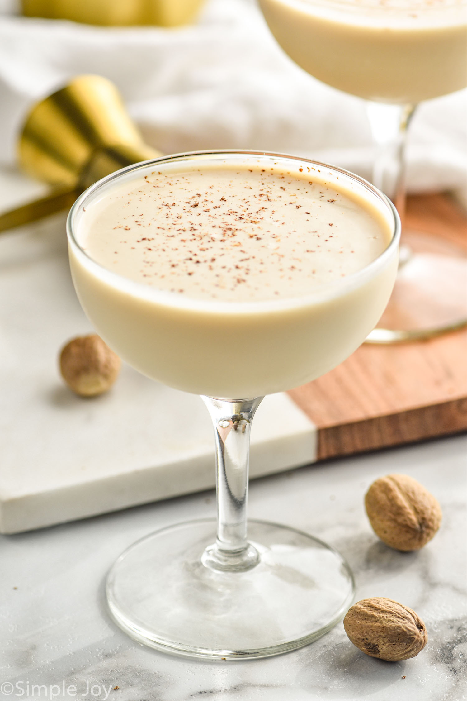 brandy-alexander-shake-drink-repeat