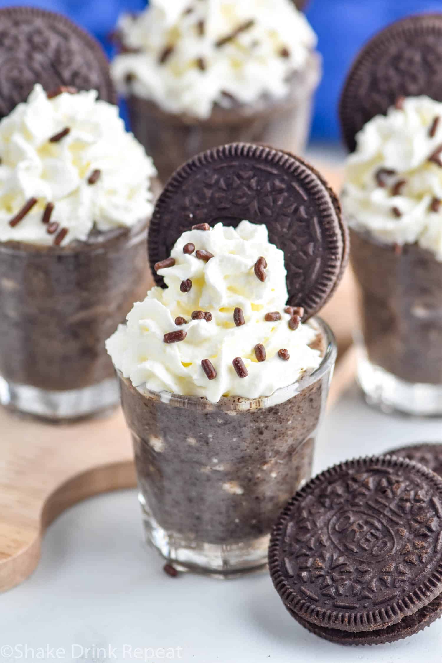 Cookies and Cream Pudding Shots - Shake Drink Repeat