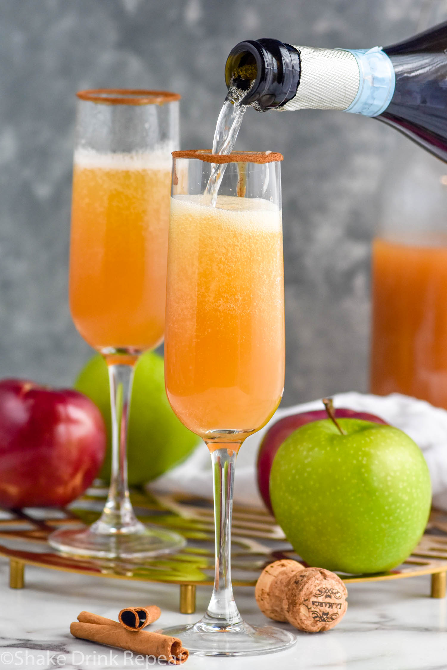 Apple Cider Mimosa - Shake Drink Repeat